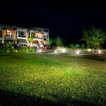 Elia Apartments - Nea Triglia Beach Неа-Плайя Экстерьер фото